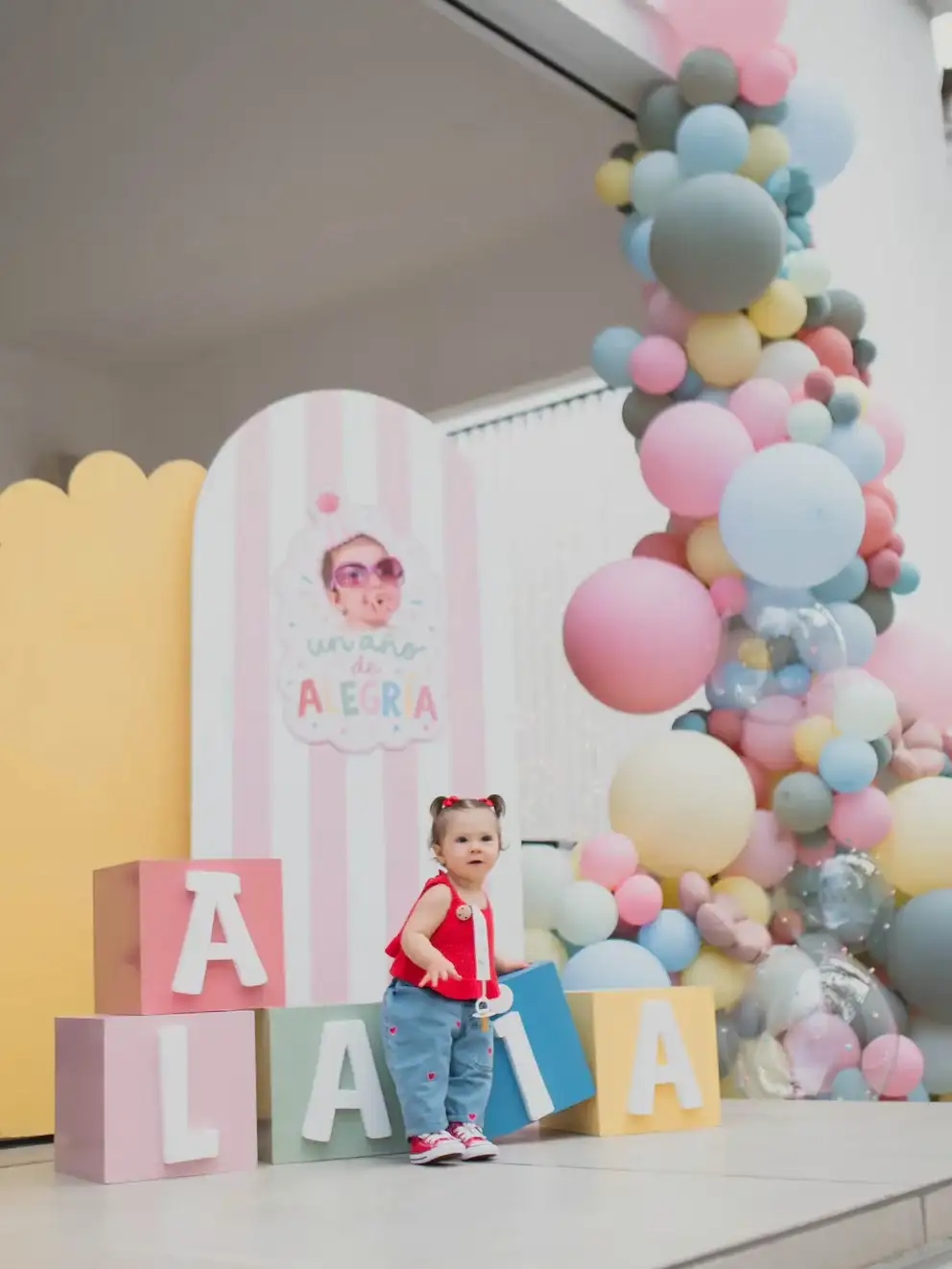 cumpleaños de Alaia, la hija de Alexis Mac Allister y Ailén Cova - 5