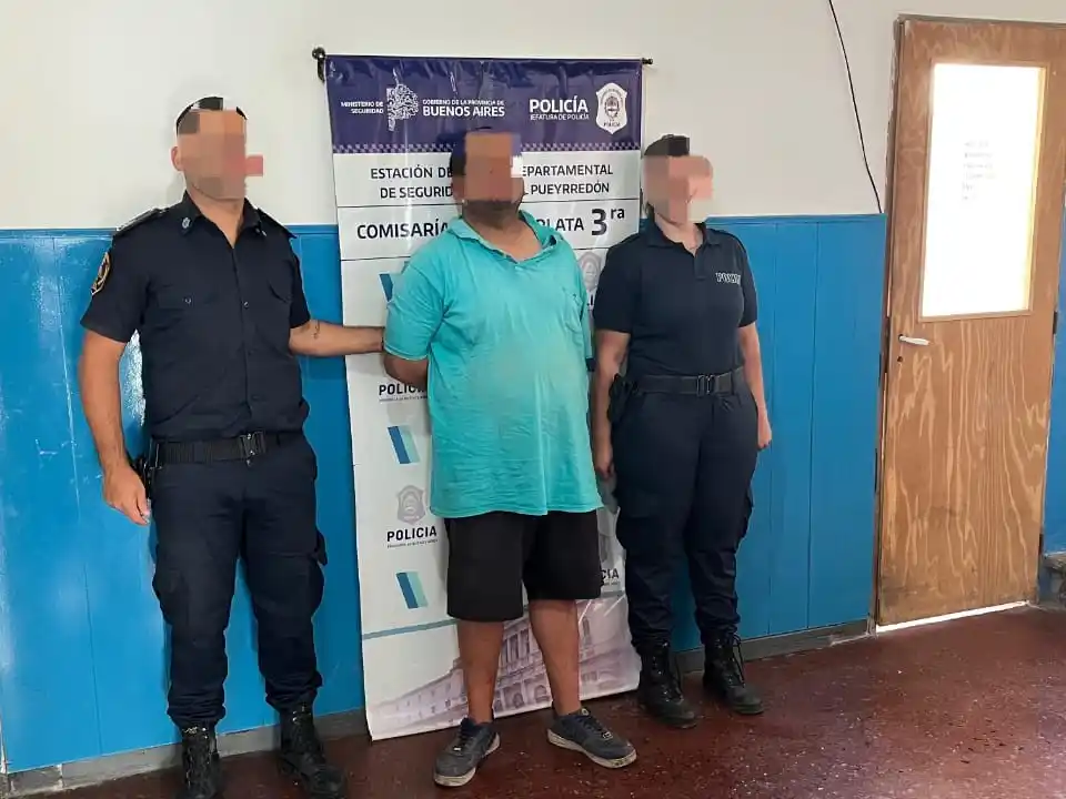 El hombre de 27 años atacó salvajemente a su ex pareja y fue detenido.