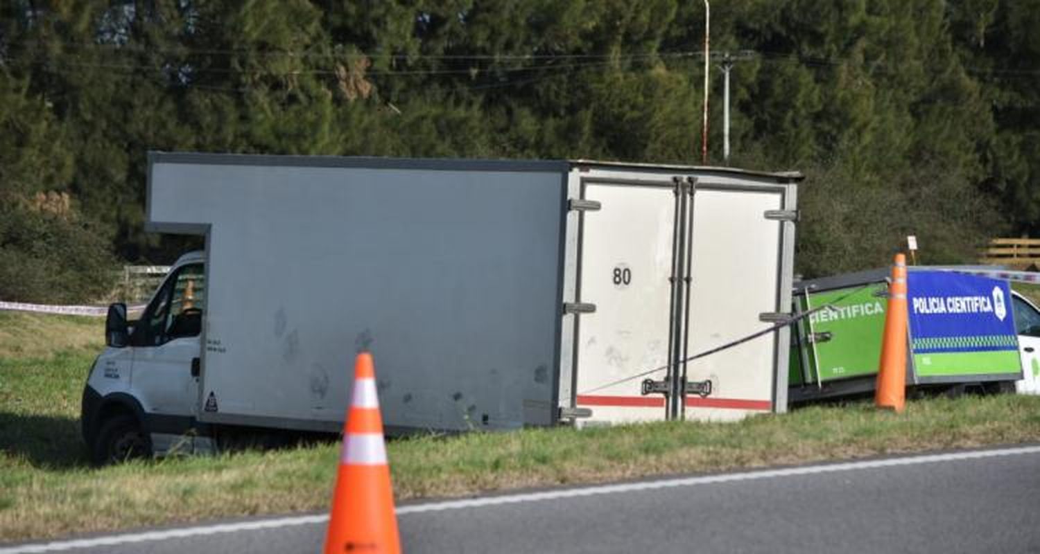 Asesinato de un camionero en ruta 9: buscan las ocho almohadas que robaron en el asalto