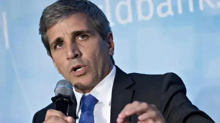 Luis Caputo, ministro de Economía, será el encargado de divulgar el primer paquete de medidas del gobierno de Javier Milei.