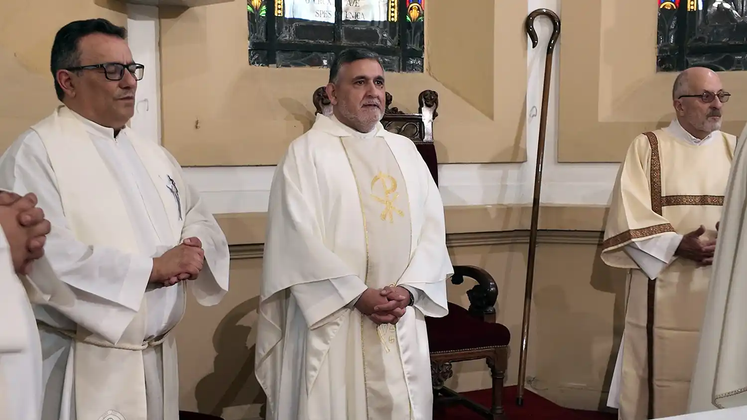 Ceremonia. El padre Pereyra es el nuevo párroco de Quequén