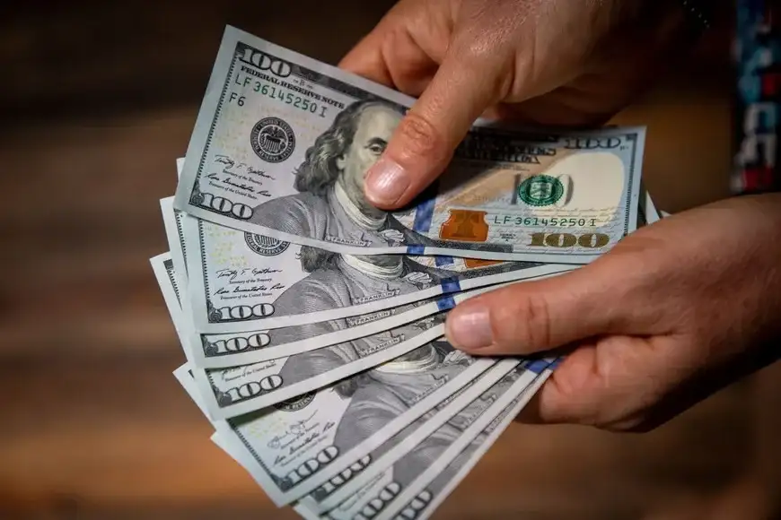 dólar