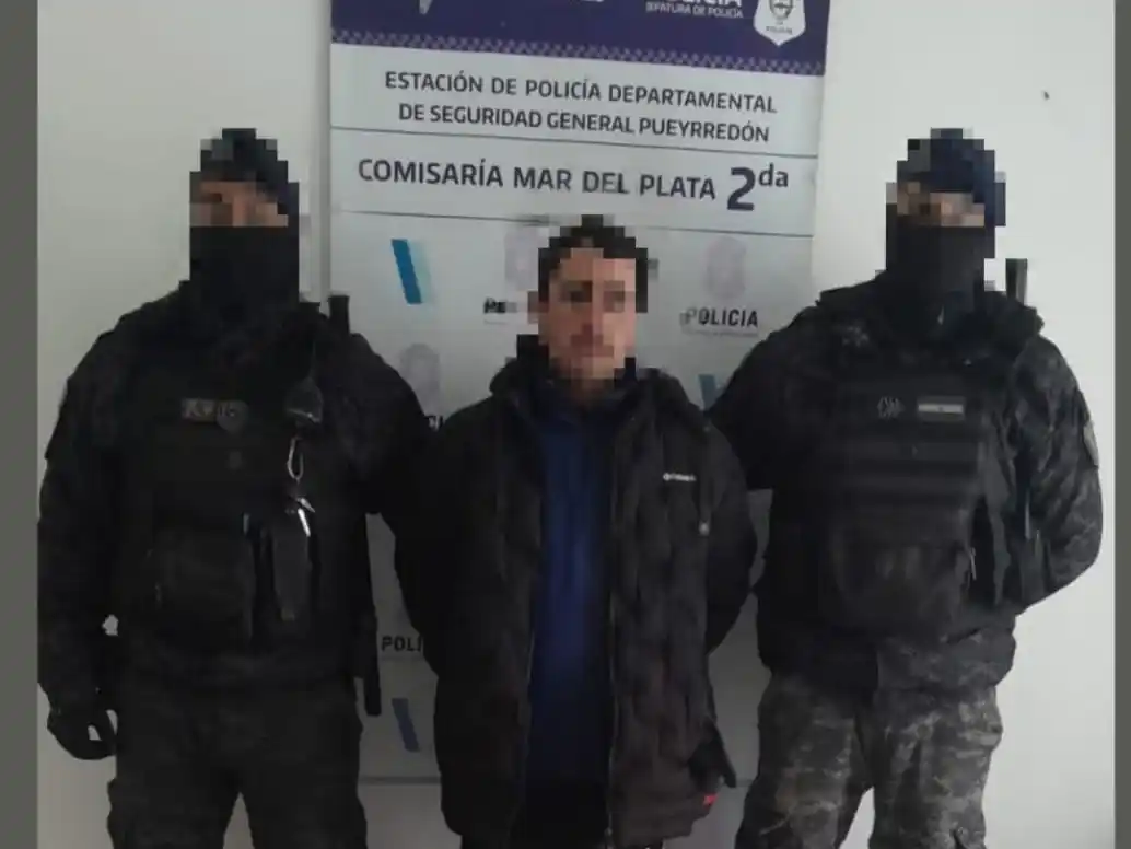 El aprehendido llevaba un gramo y medio de cocaína.