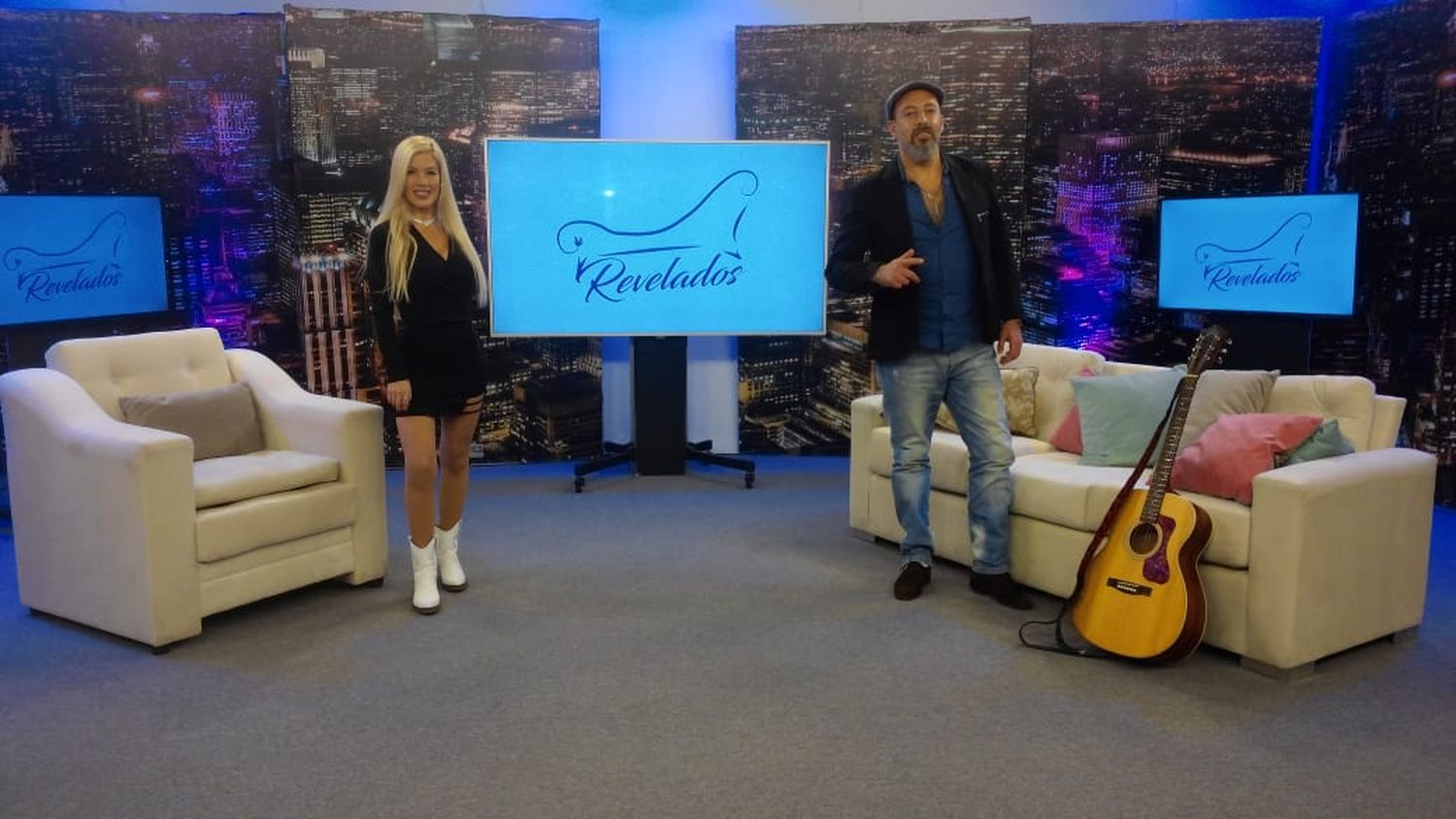 Leonardo Bruno presentó su música en Revelados de Canal Metro