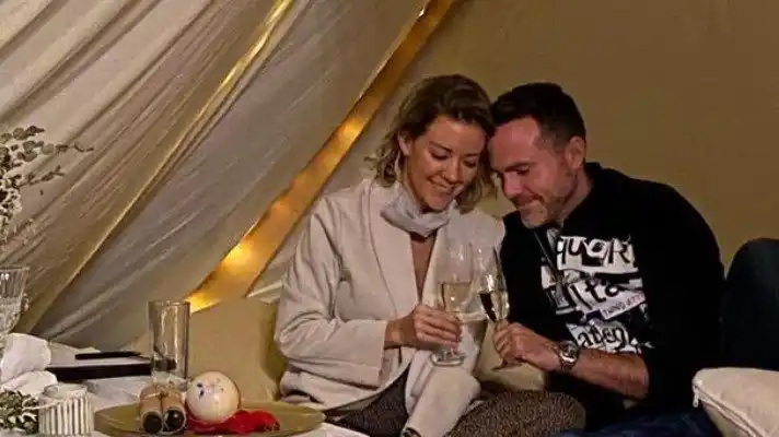 Fernanda Castillo y Érik Hayser muestran a su bebé