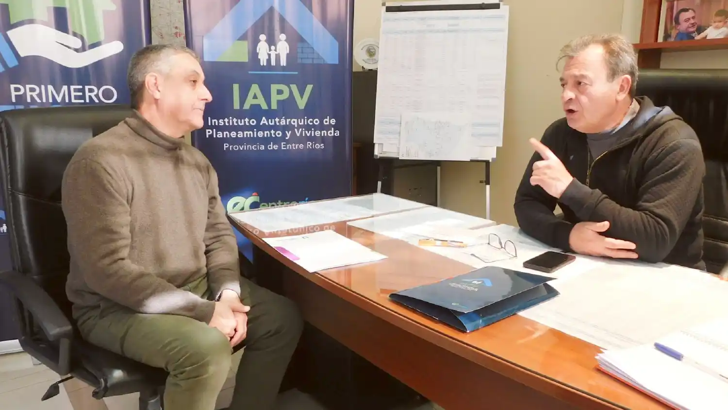 Evaluaron los proyectos habitacionales con financiamiento nacional y provincial en Urdinarrain