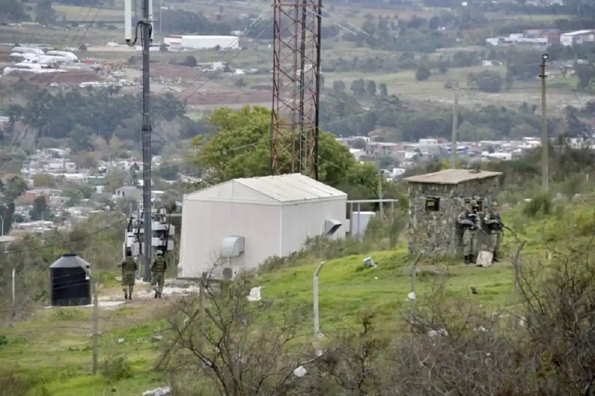 Conmoción en Uruguay: ejecutaron a tres infantes de marina en una base militar