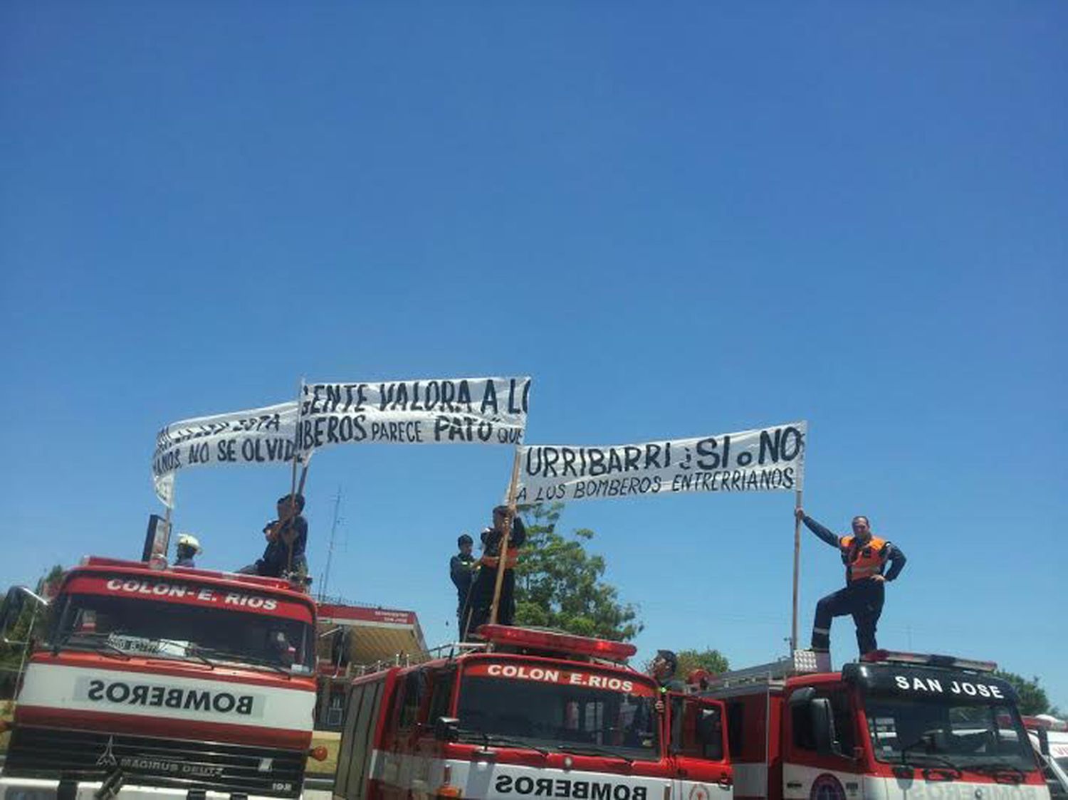 Los Bomberos Voluntarios  analizan realizar un acampe  frente a Casa de Gobierno