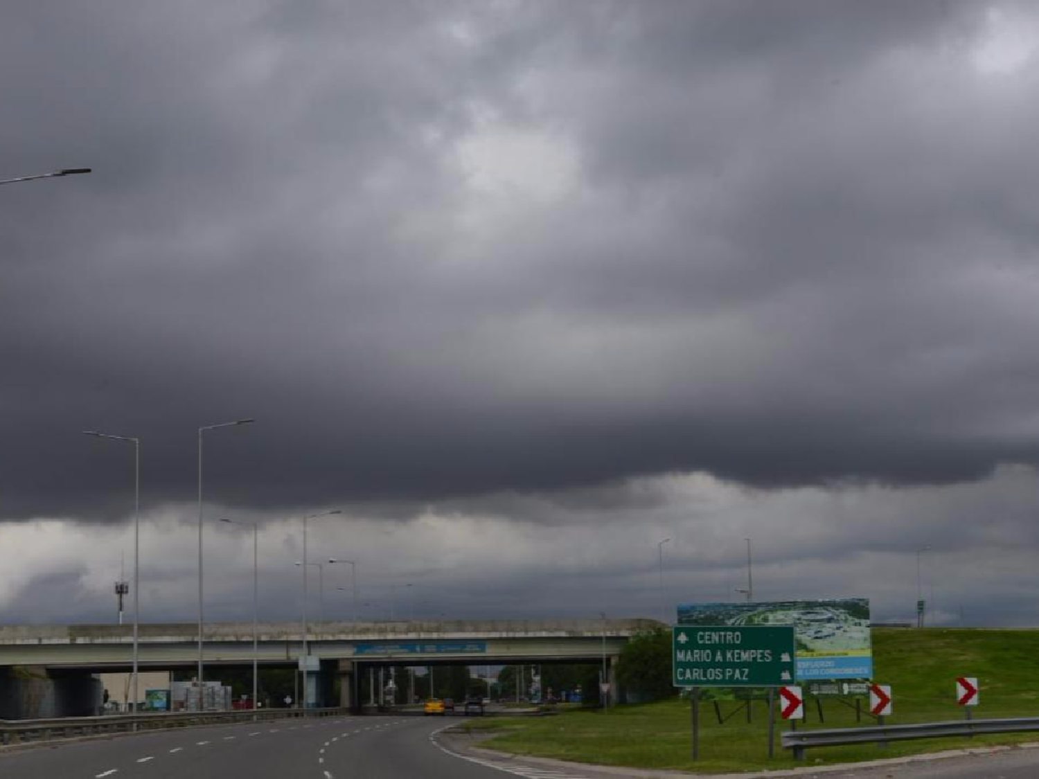 Rige un alerta por tormentas fuertes para el centro y sur de Córdoba