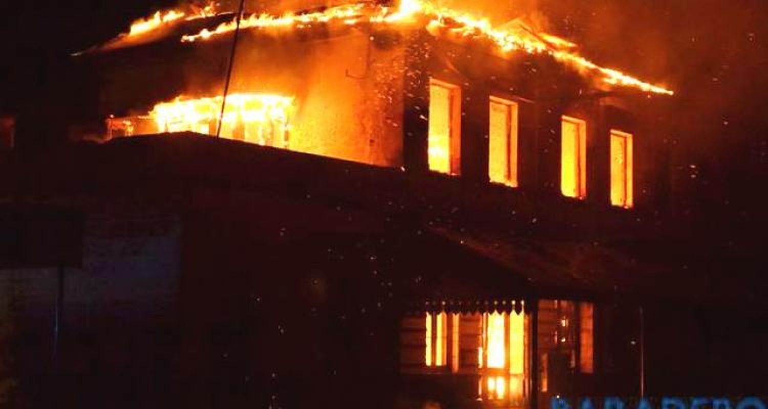 Baradero: Incendio destruyó la Estación de Trenes