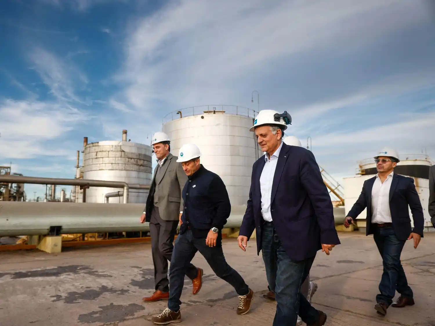 YPF avanza en la reconversión de la ex Refinería San Lorenzo para producir biocombustibles de aviación y transporte