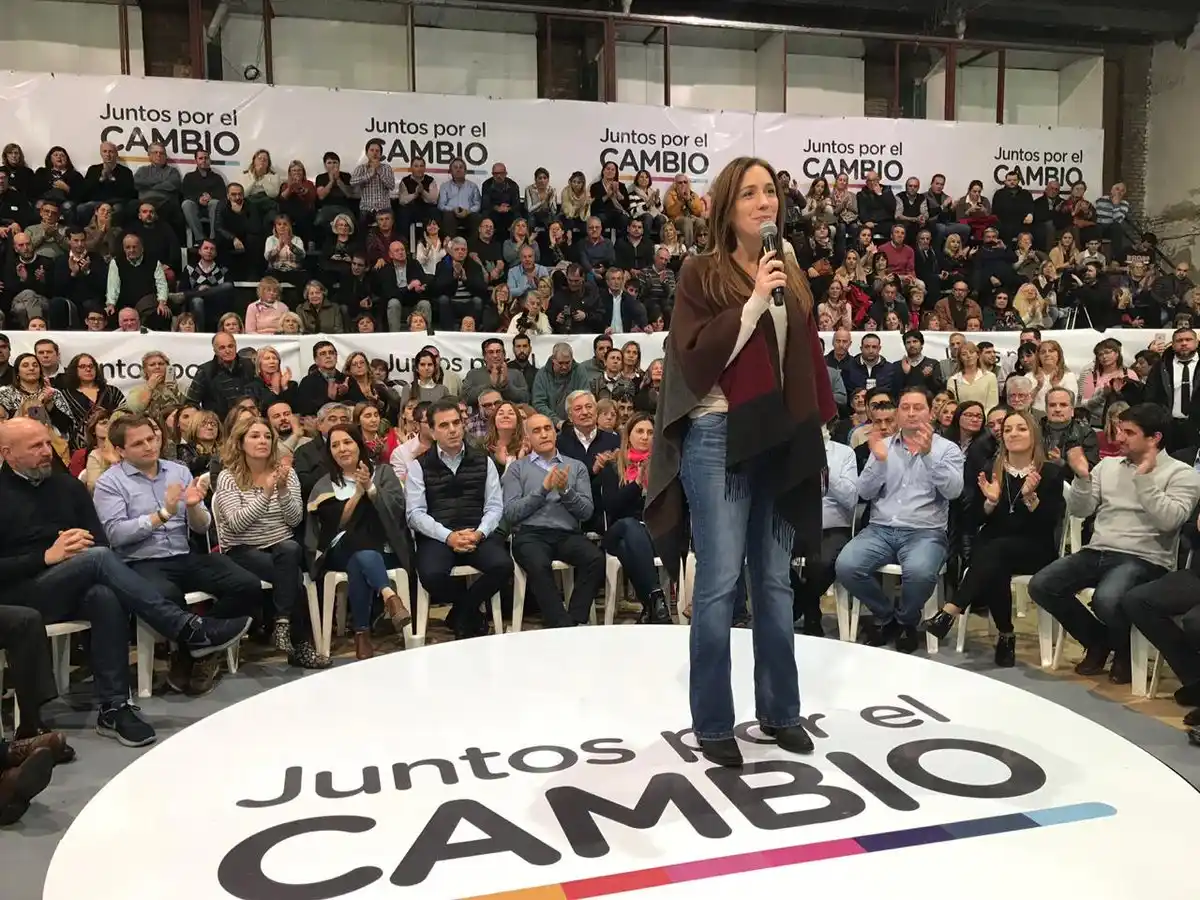 Vidal a Kicillof: "Las caras 'nuevas', que nunca vimos, fueron parte de esos 28 años, del pasado"