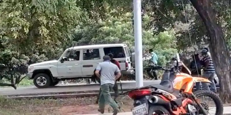 Un muerto dejó represión de la GN durante cola por gasolina en Anzoátegui