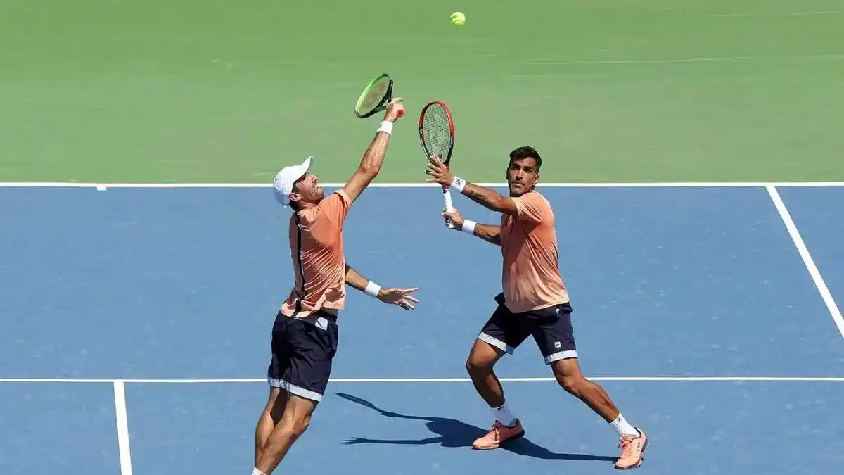 “Machi” González y Molteni quedaron eliminados en el debut.