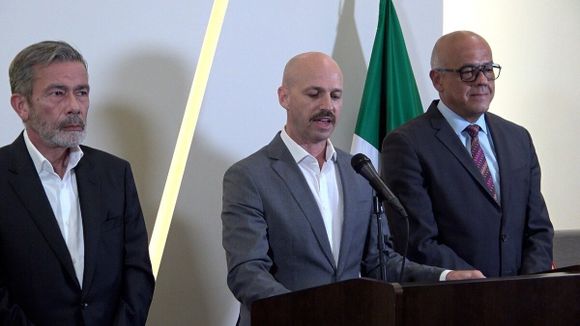 «NEGOCIAR ES LA ÚNICA VÍA» ¿Por qué España apoya el diálogo en Venezuela?