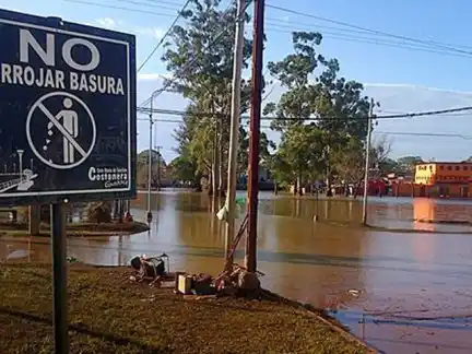 El clima retrasó la vuelta de los evacuados a sus hogares 