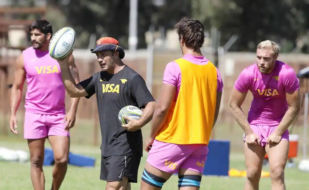 Bruni seguirá entre los 15 para enfrentar mañana a Bulls