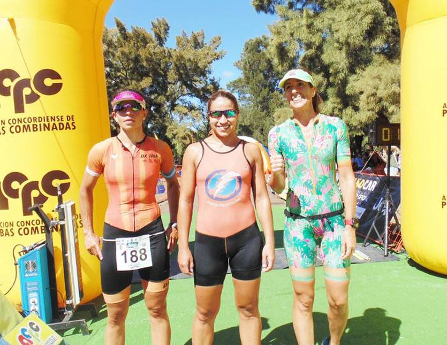 La Paz se llevó los títulos del Triatlón Jeep