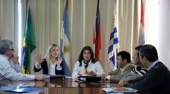 Universitarios trabajarán junto a empresas de la ciudad para exportar sus productos 