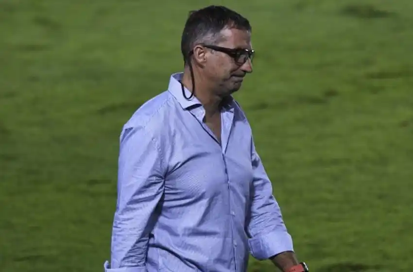 Racing decidió que Pizzi no sea más el técnico de Racing