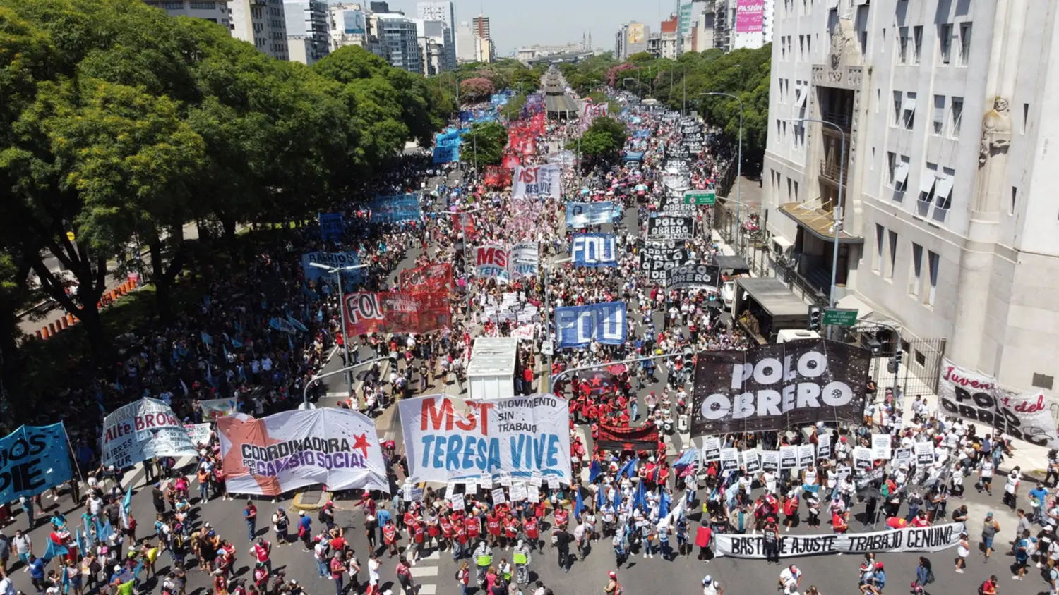 Nueva marcha piquetera por más planes: Zabaleta pidió "no jorobarle la vida a los argentinos"