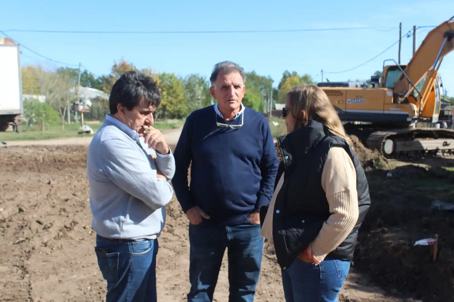 Refaccionan calle 52 del Barrio Ombú