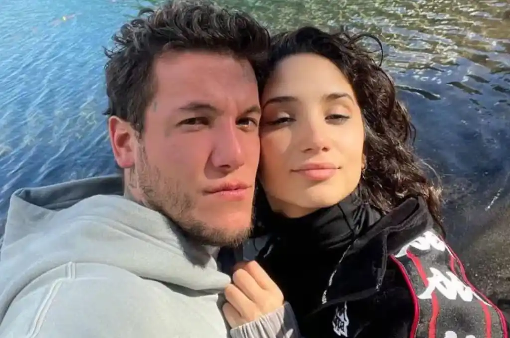 Alex Caniggia junto a Melody Luz