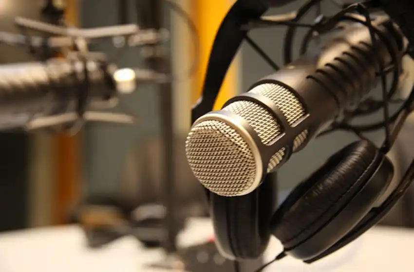 Un puente entre la radio y la escuela