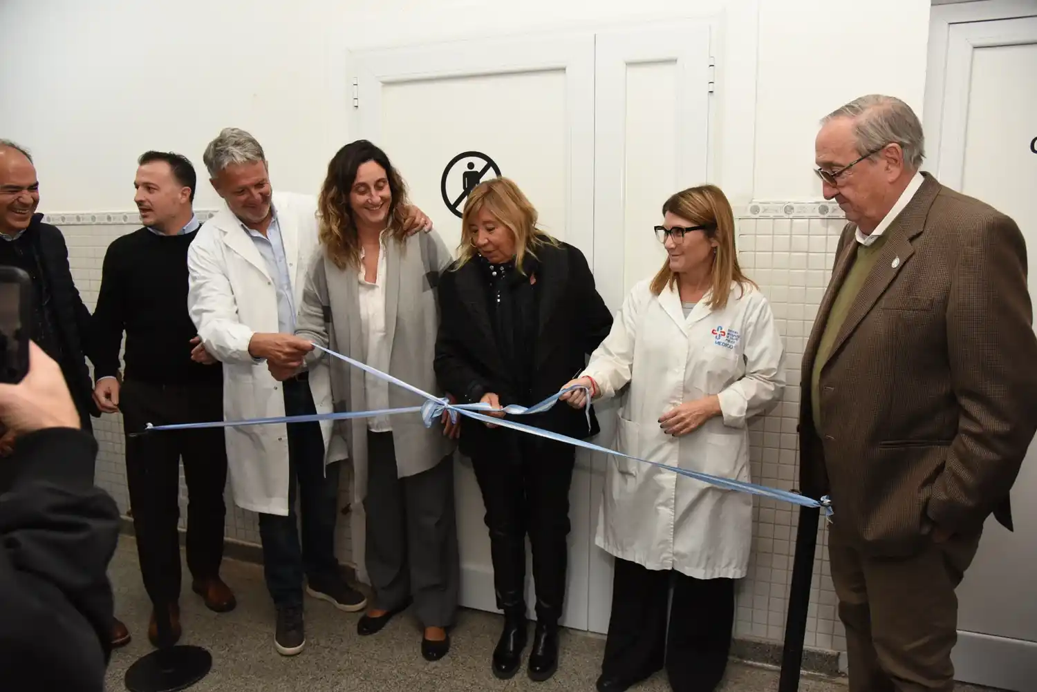Con aportes públicos y privados, el Municipio llevó a cabo la remodelación de la sala de partos del Hospital Santamarina.