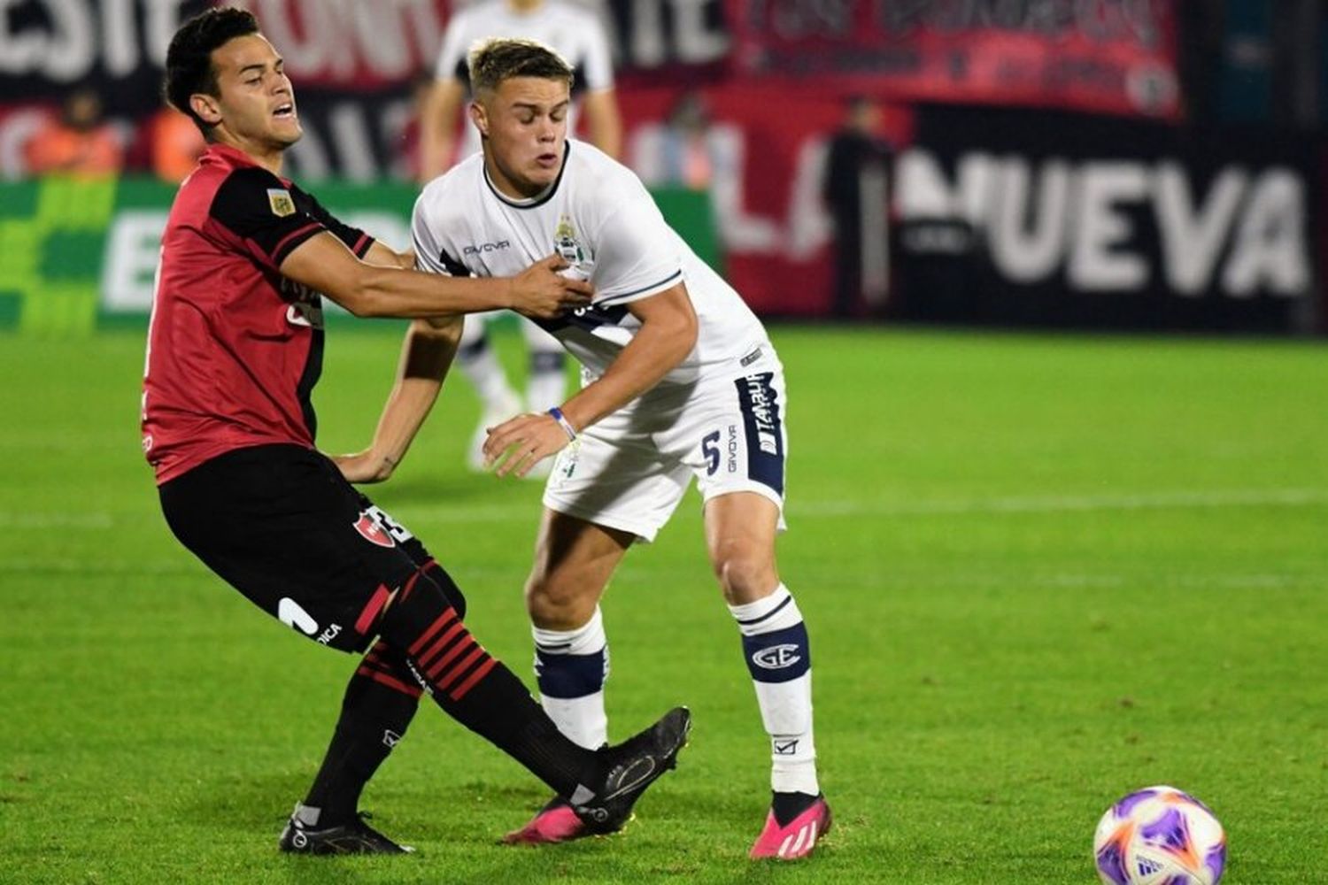 Empate y polémica en el cierre de la fecha 22 de la LPF