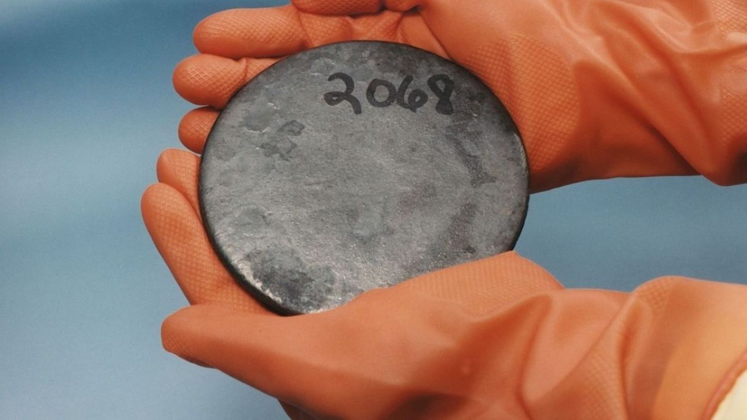 ¿PELIGRO ATÓMICO? Desaparecen 2,5 toneladas de uranio de instalaciones nucleares en Libia (OIEA)