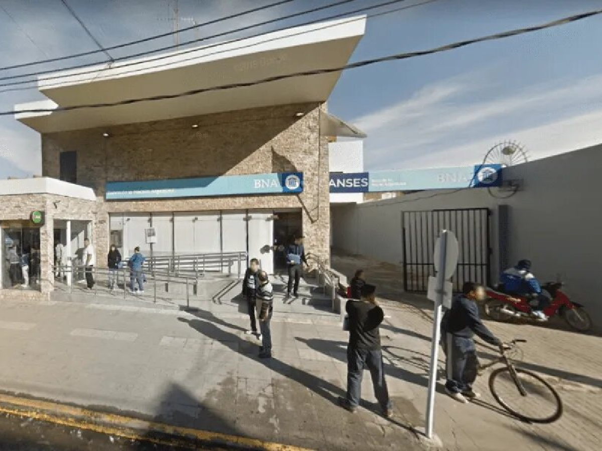 Mataron a un cajero en un robo a la sucursal del Banco Nación 