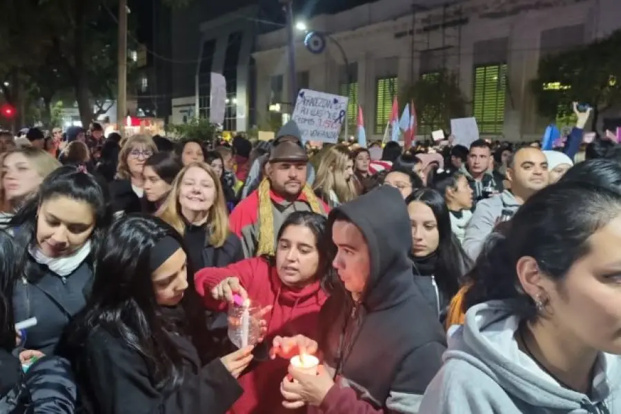 Multitudinaria marcha en Chaco para pedir justicia por el femicidio de Cecilia