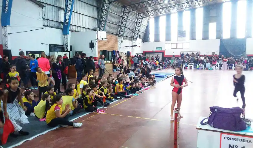 Se realiza un Intercef de gimnasia