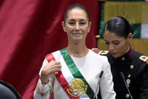 Claudia Sheinbaum jura como LA PRIMERA PRESIDENTA DE MÉXICO