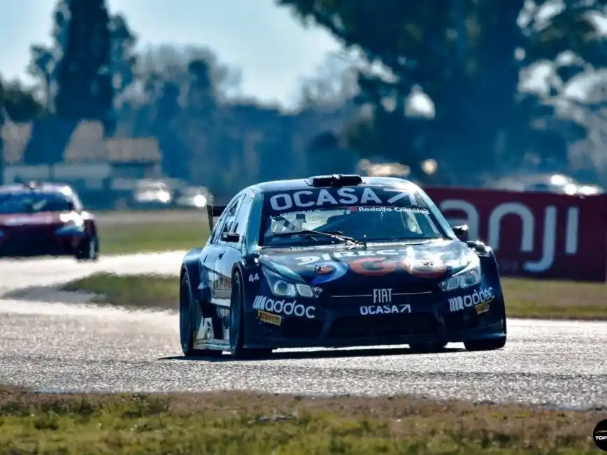 Leonel Pernía subió al podio en el Gálvez