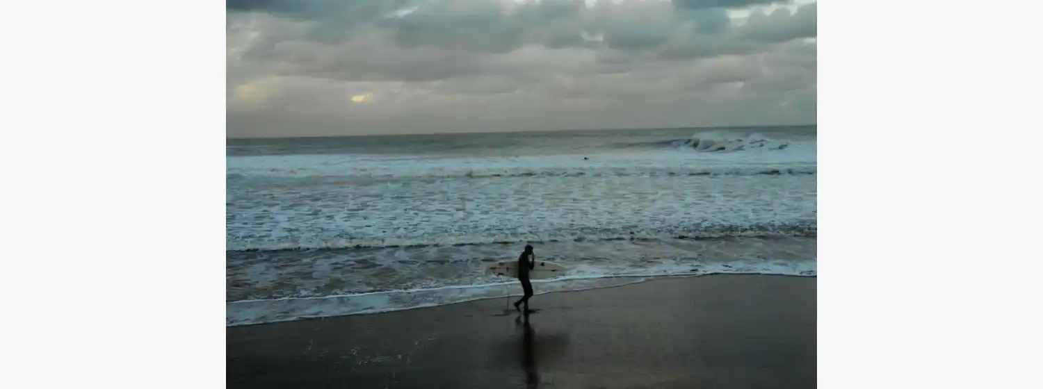 Las nubes se apoderan de un domingo húmedo pero sin lluvias