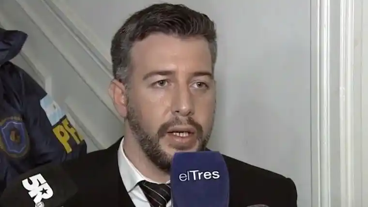 Imputan al exfiscal Rodrigo por escuchas ilegales a su novia y otros familiares