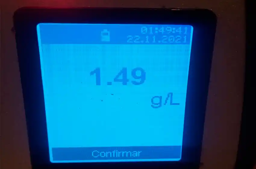 Peligro, borracho al volante: perdió el control y chocó a un joven que llevaba un carro