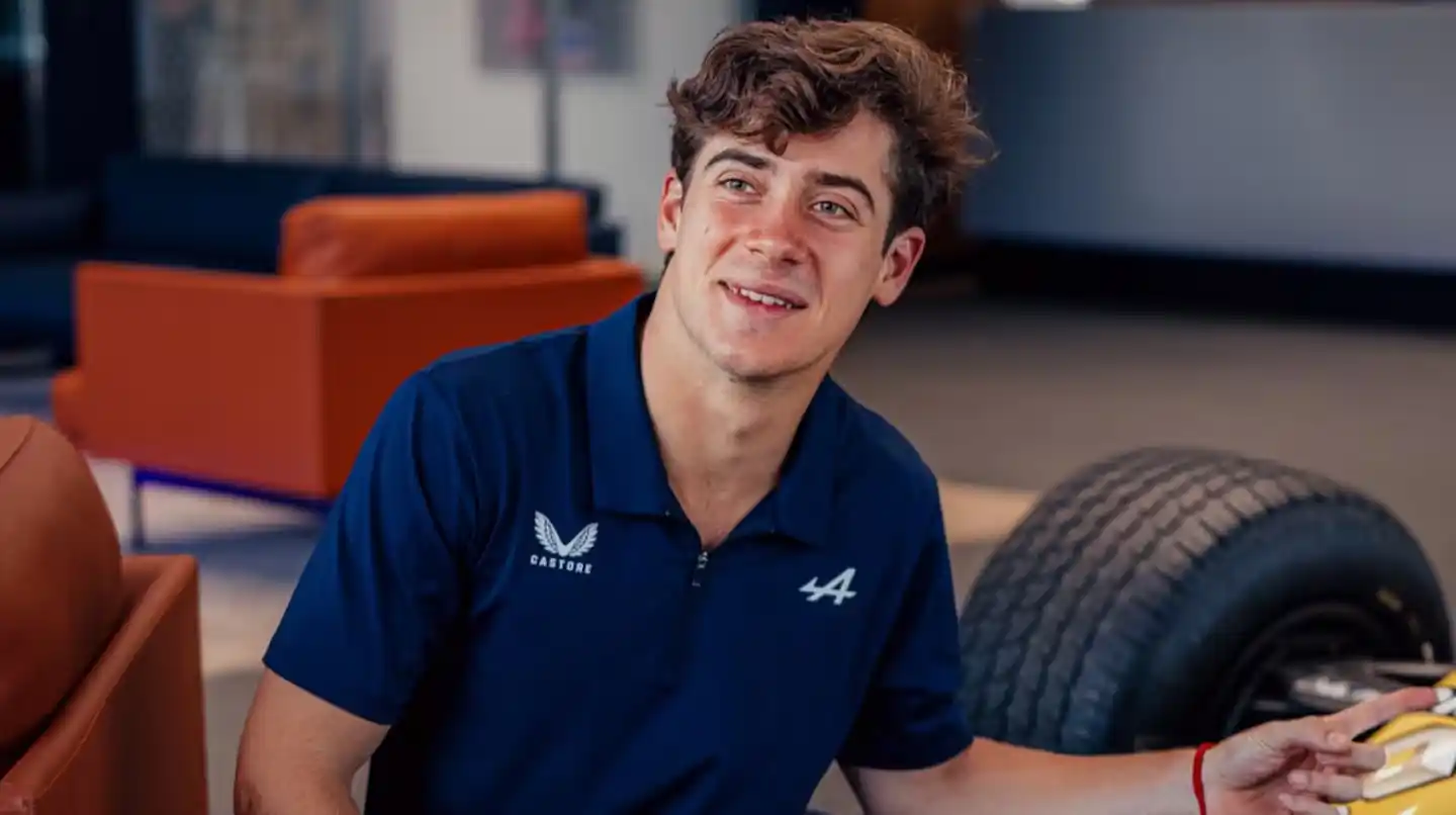 Colapinto celebró el anuncio de Alpine en sus redes sociales