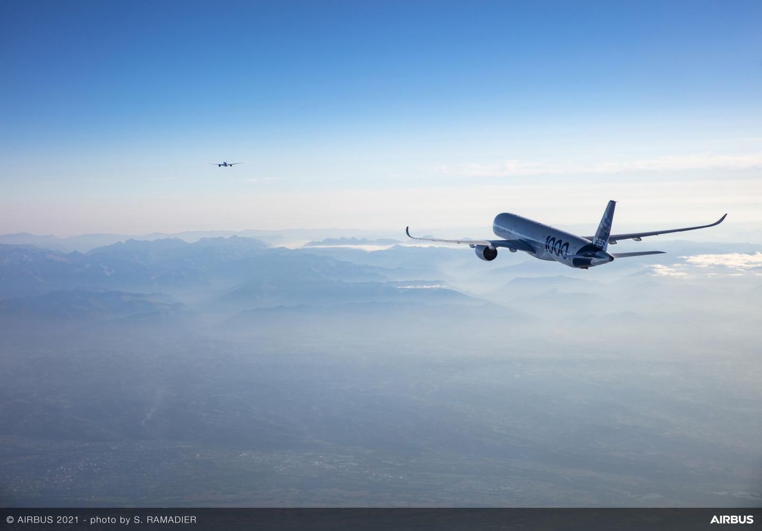 Fello’fly: Airbus demonstrates how sharing the skies can save fuel and reduce CO2 emissions