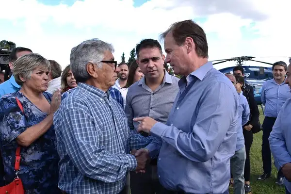 Bordet le puso la firma a una demanda histórica de Pueblo Belgrano: la red de gas natural