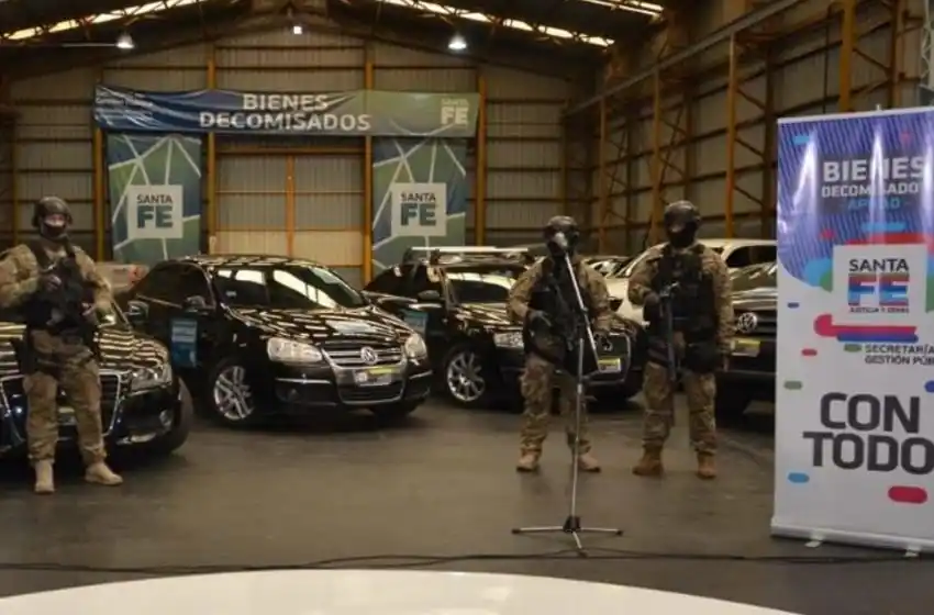 Rematarán vehículos secuestrados a bandas criminales