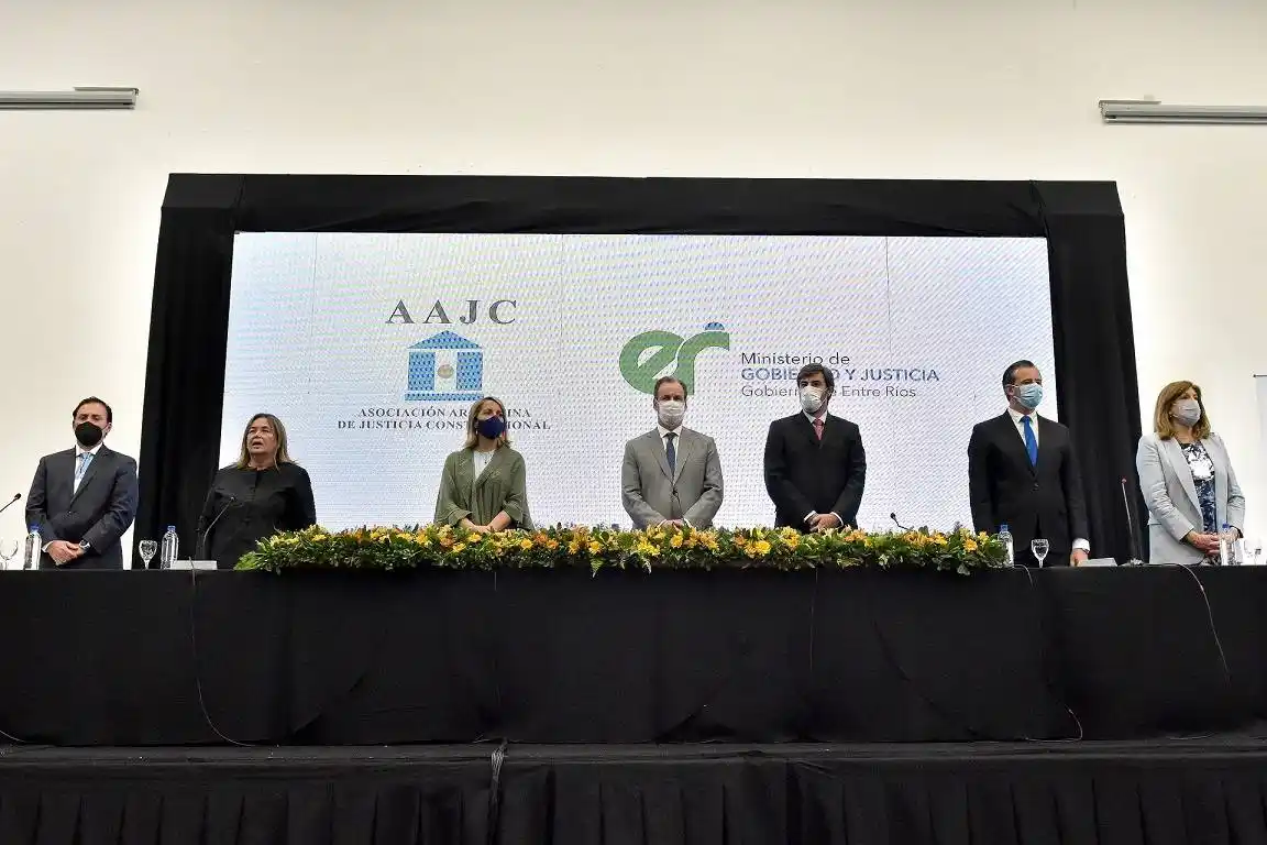 Bordet: �SNuestra gestión se ha caracterizado por tener una absoluta independencia de poderes⬝