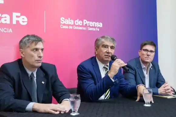 Bastia: “Con una paritaria abierta, es injusto que los gremios convoquen a un paro que afecta a todos los santafesinos”