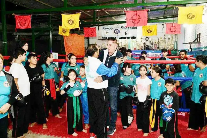Nuevo ring de boxeo a la
Escuela Kung-Fu Municipal