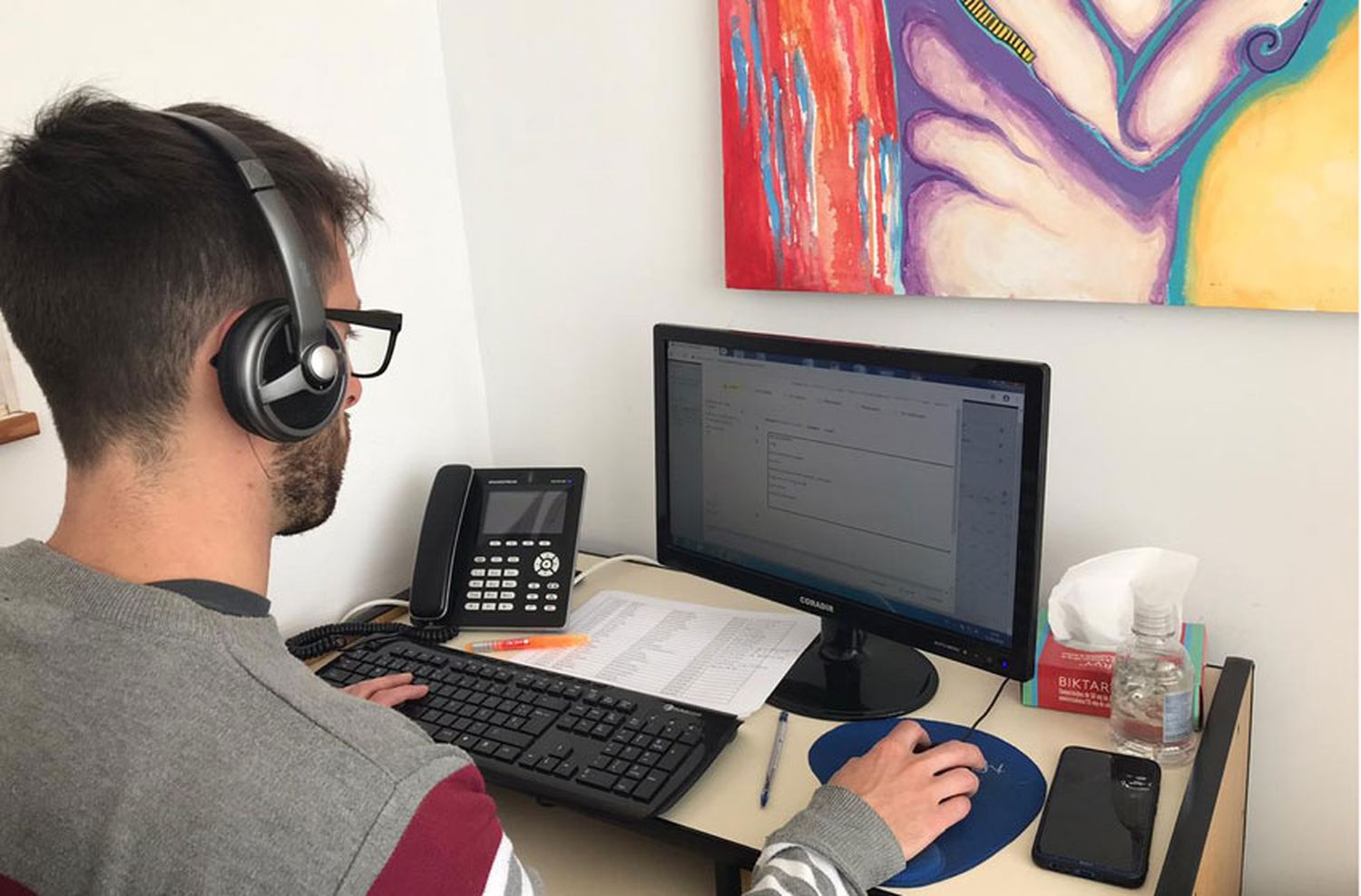 A partir de este lunes, el 147 recibirá únicamente consultas referidas a COVID-19