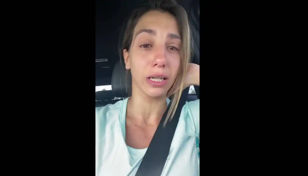 El llanto de Cinthia Fernández: perdió su billetera con sus ahorros en dólares y ofrece recompensa