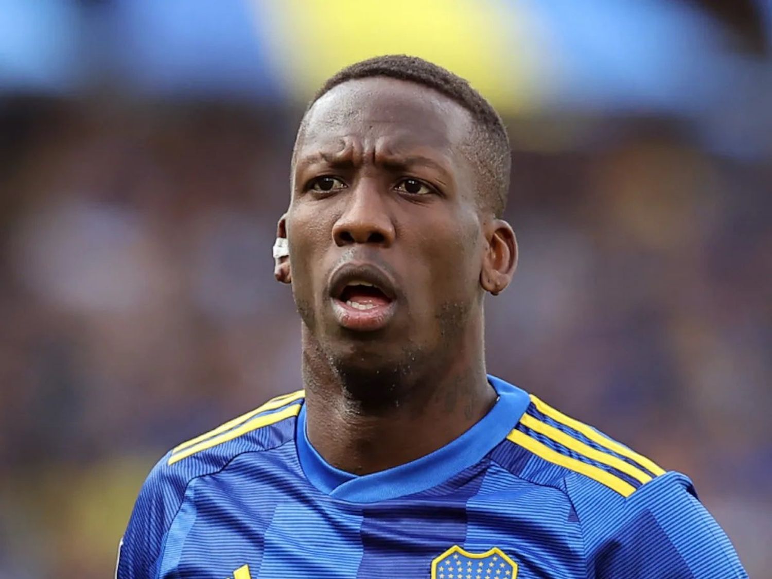 Advíncula, una baja de peso en Boca para los octavos