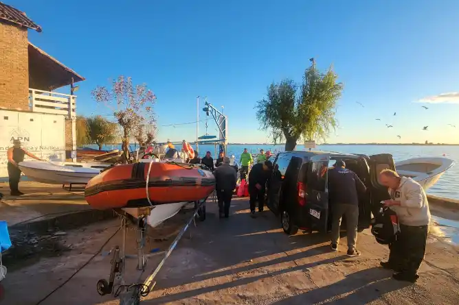 Continúan los operativos de control de pesca en el muelle y en la laguna